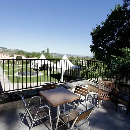 Le Clos Du Fort Couette-café Collanges